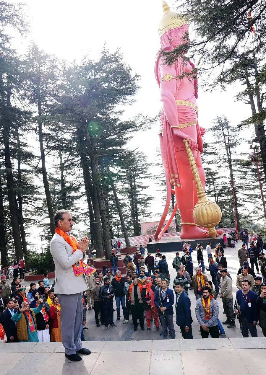 श्री राम मंदिर प्राण प्रतिष्ठा की शिमला में धूम, मुख्यमंत्री सुक्खू ने हनुमान मंदिर जाखू में नवाया शीश