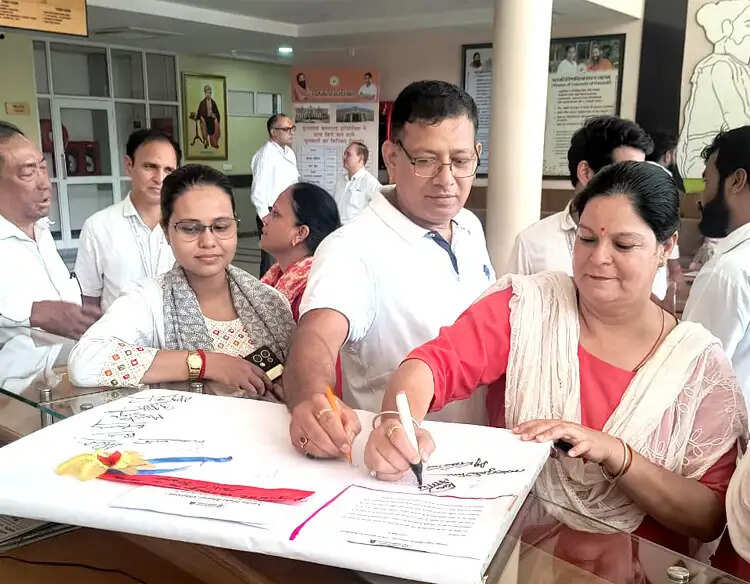पतंजलि विश्वविद्यालय में नशा मुक्त भारत, विकसित भारत अभियान का शुभारंभ