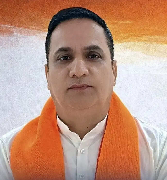 वैश्विक संघर्षों के बीच राष्ट्रीय हित सर्वोपरि होना चाहिए: पवन शर्मा