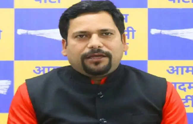 आआपा ने नितिन नवीन को लिखा पत्र, दिल्ली में बिहारी युवक की कथित हत्या के लिए इंसाफ की मांग