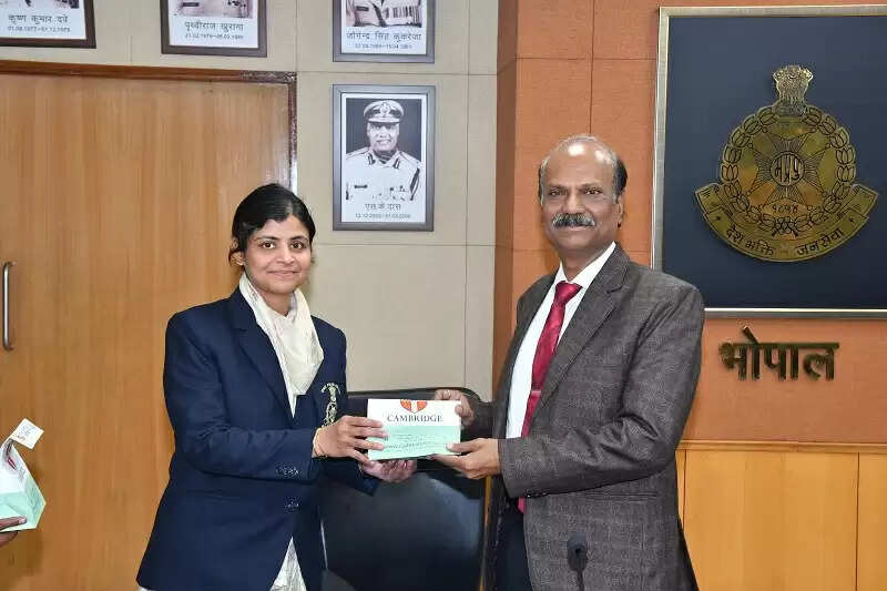 नववर्ष में नवाचार, ईमानदारी और जनसेवा के संकल्प के साथ करें काम: डीजीपी मकवाणा