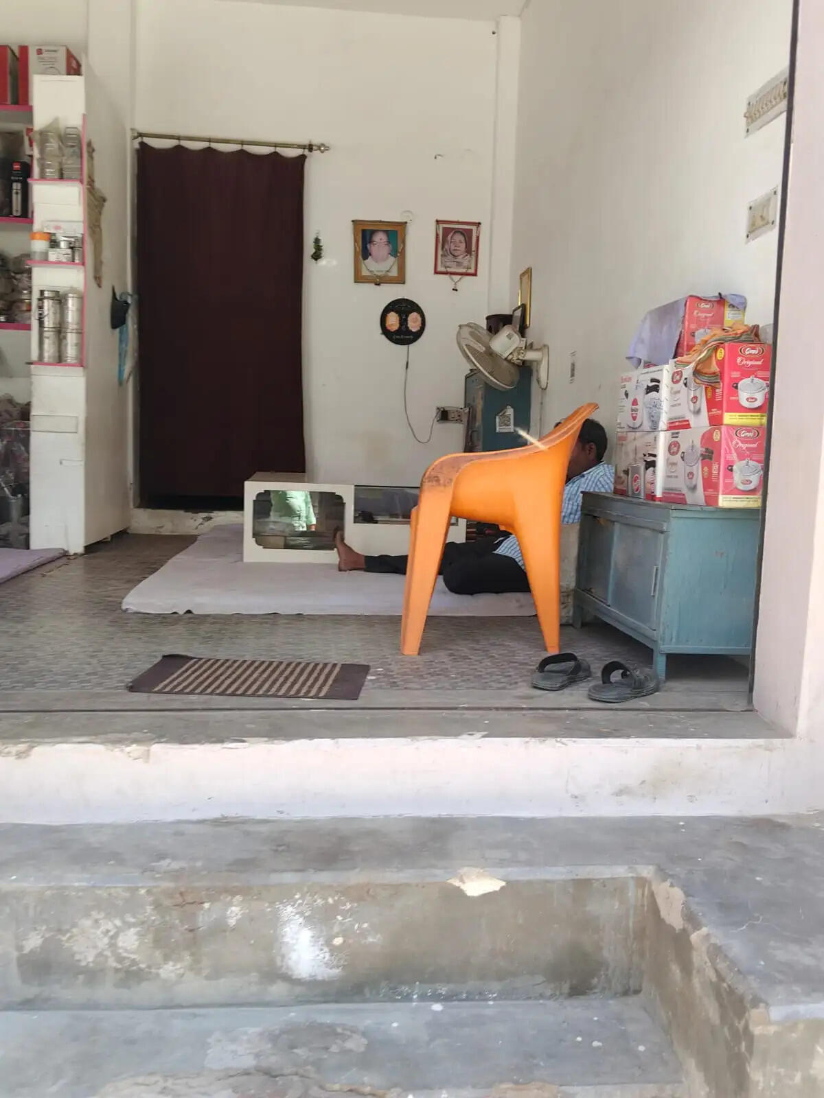 मुख्यमंत्री युवा उद्यमी योजना से अमेठी की पूनम ने सपनों को दिया आकार, बनी आत्मनिर्भर उद्यमी