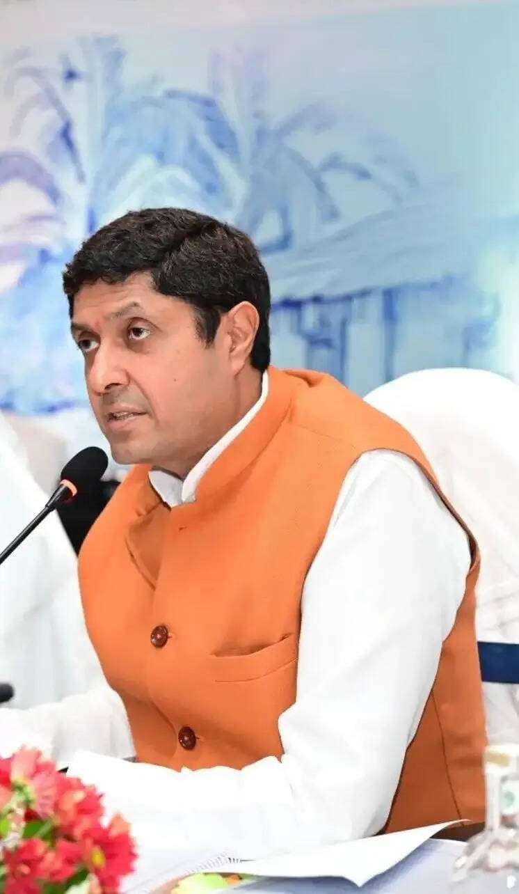 हल्की बारिश में डूब गया आधा शहर, हर मोर्चे पर विफल है भाजपा की ट्रिपल इंजन सरकार : उज्ज्वल रमण सिंह