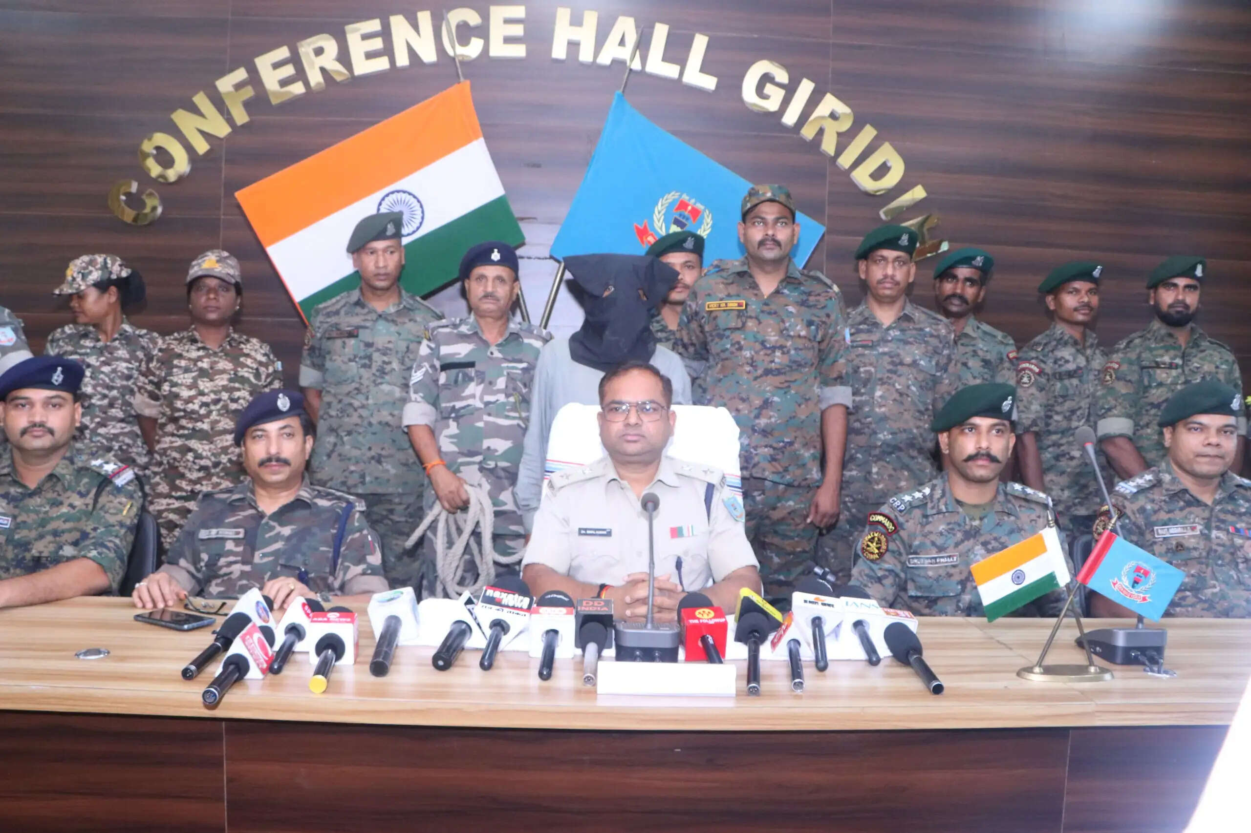 भाकपा माओवादी के स्पेशल एरिया कमेटी मेंबर अजय महतो उर्फ टाइगर गिरफ्तार, दर्ज थे 240 मामले
