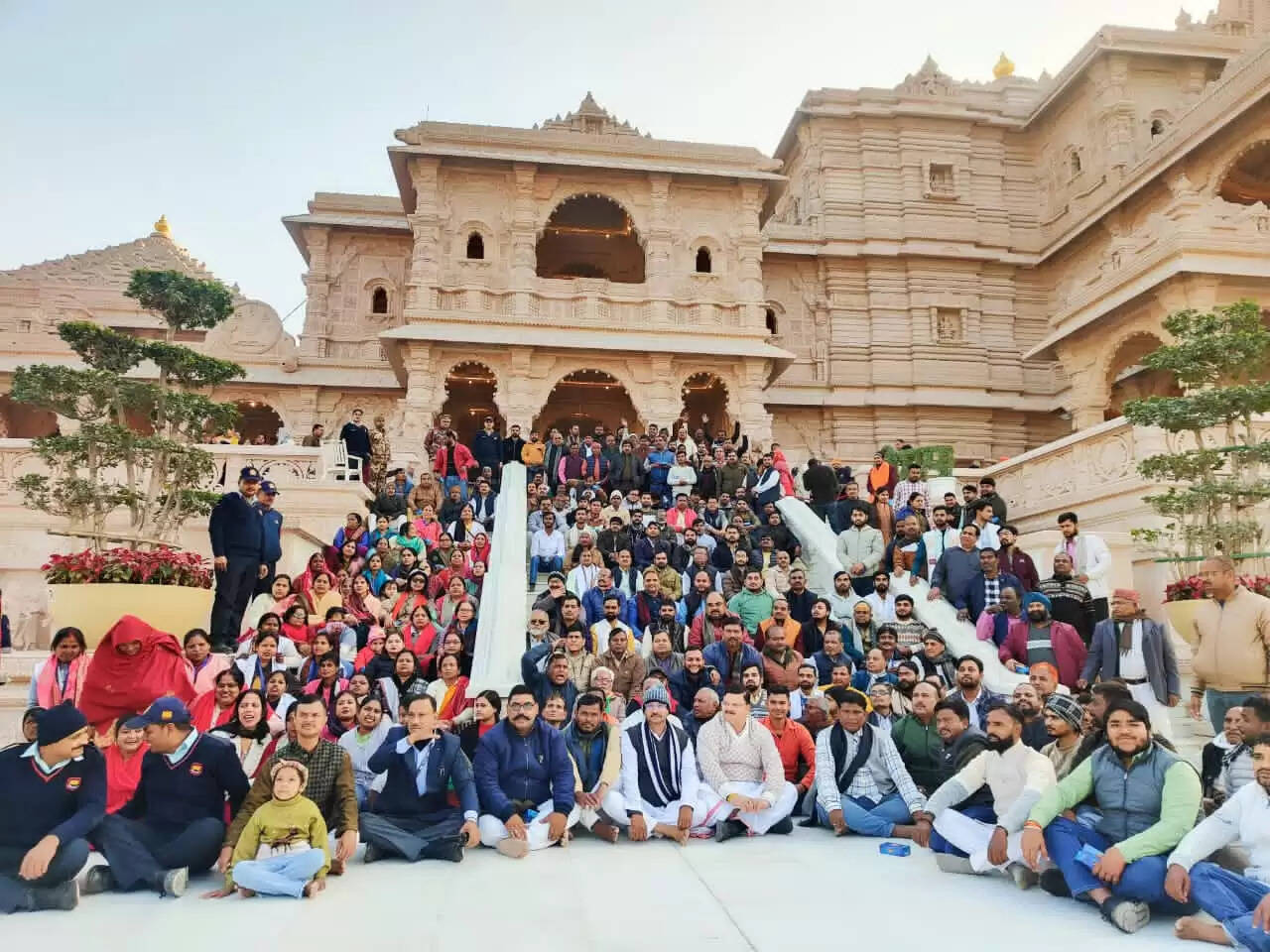 नगर निगम एवं सरकार की उपलब्धियां जन-जन तक पहुंचाने का आह्वान