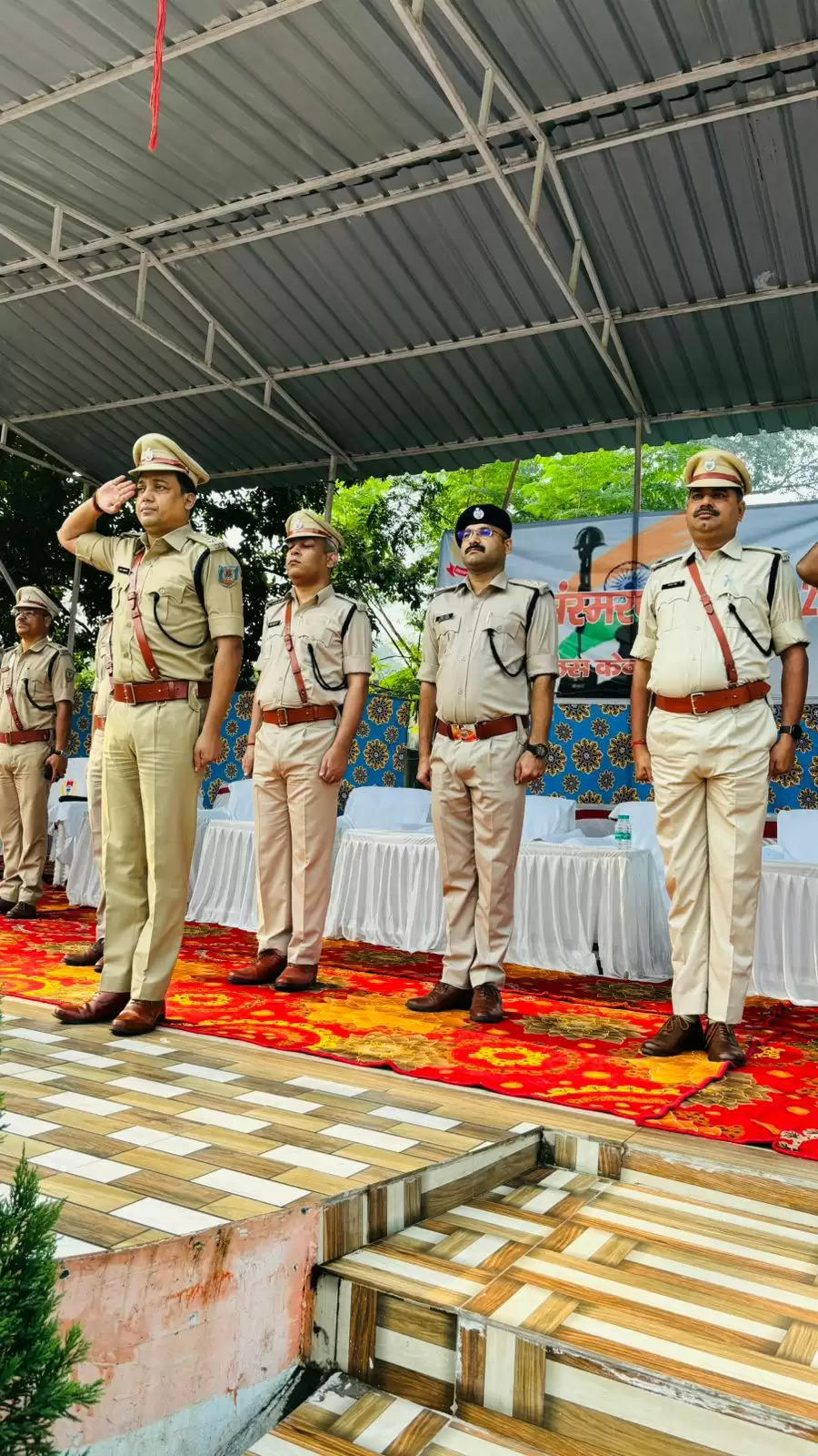 शहीद हुए जवानों ने बढ़ाया खाकी वर्दी का मान : रामगढ़ एसपी