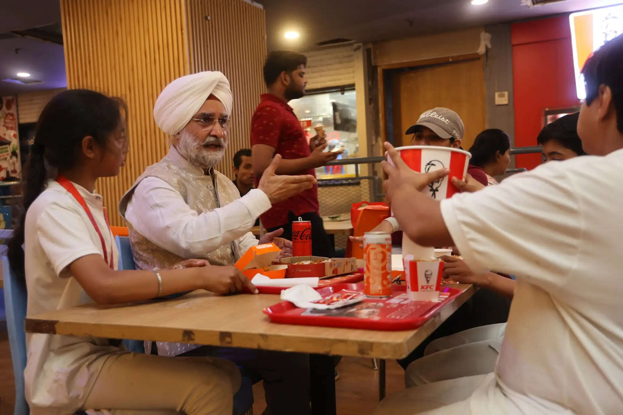 उपराज्यपाल ने द्वारका में चल रही डीडीए परियोजनाओं की समीक्षा की