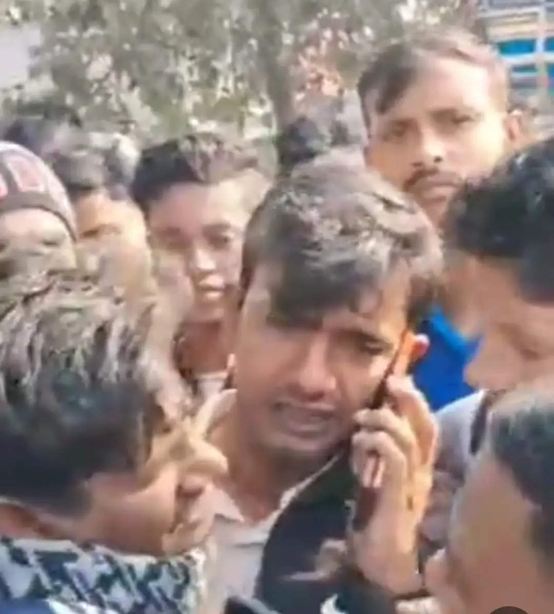 ट्रक की टक्कर से बाइक सवार की घटनास्थल पर ही हुई मौत,लोगो ने किया एनएच को जाम