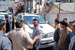 यूपी के भाजपा विधायक के पुत्र पर कार्रवाई, वाहन सीज