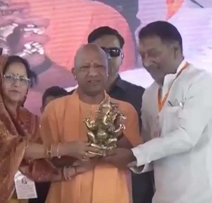 श्रीराम के अस्तित्व को नकारने और रामभक्तों पर गोली चलाने वाले लोग कर रहे हैं आस्था की बात: मुख्यमंत्री