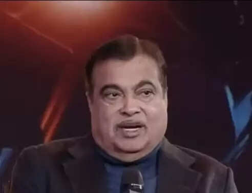 दिल्ली-मुंबई और दिल्ली-देहरादून जैसे प्रोजेक्ट से बदलेगा ट्रांसपोर्ट सिस्टम : गडकरी