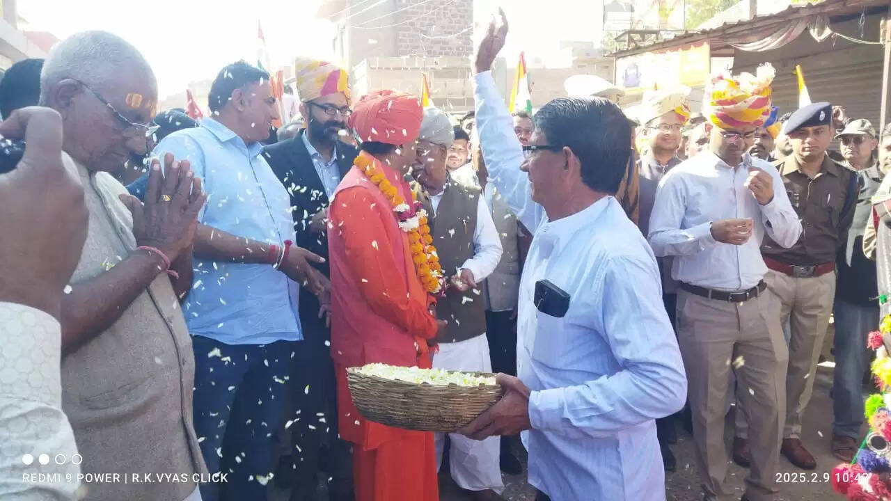 जैसलमेर में&nbsp;चार दिवसीय विश्व विख्यात मरू महोत्सव का आगाज