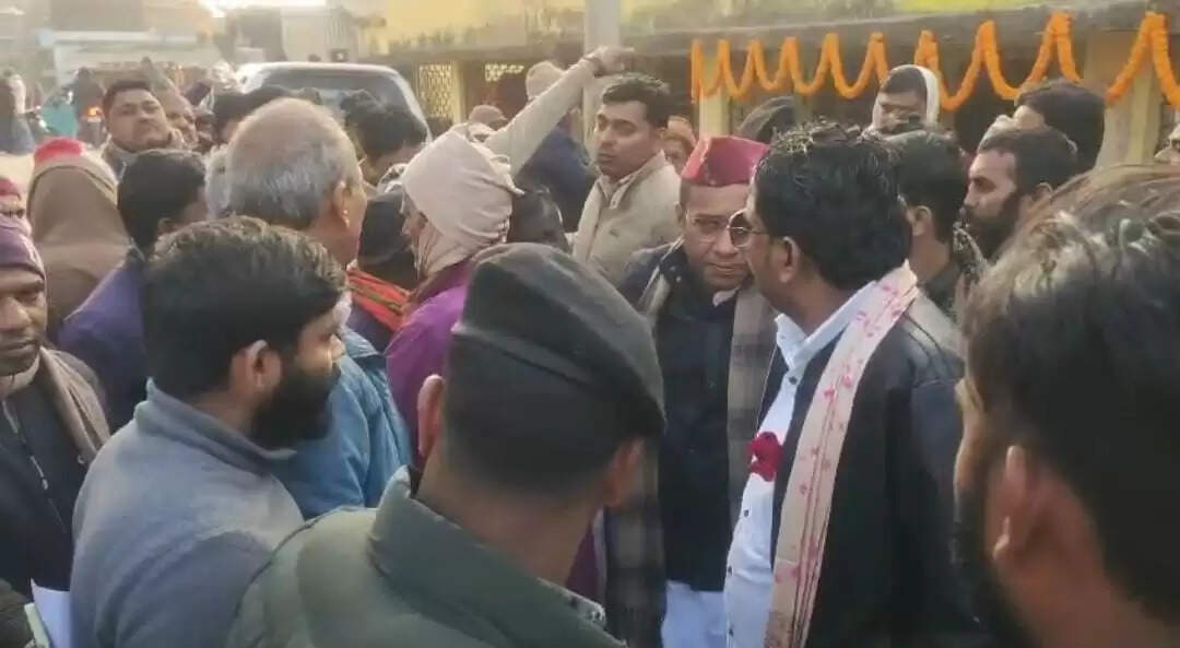 जमाबंदी के नाम पर अवैध वसूली का आरोप, पीड़िता ने विधायक से लगाई गुहार