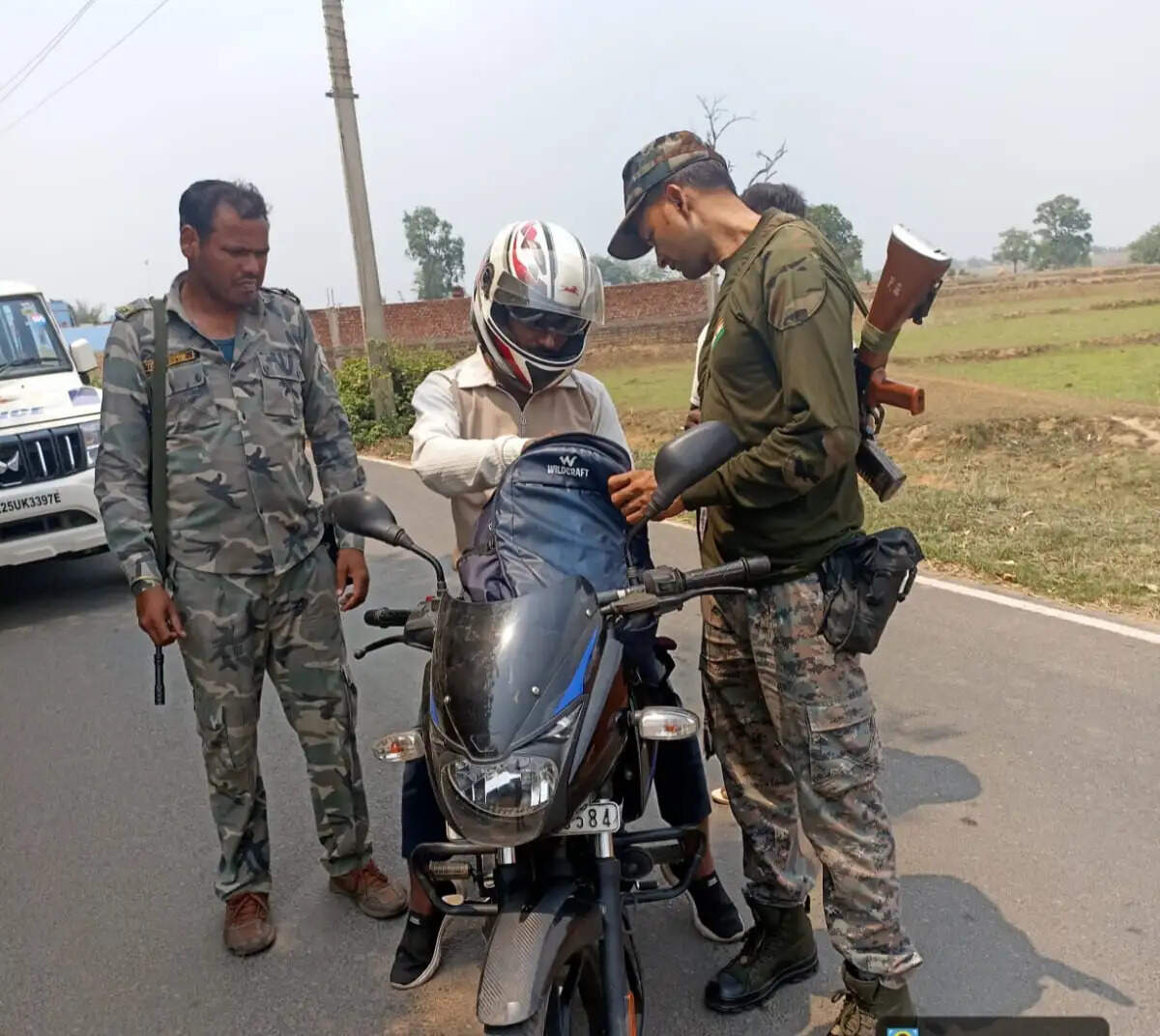 जुआरियों और नशेड़ियों के हर ठिकाने पर पहुंच रहे एसपी के प्रहरी