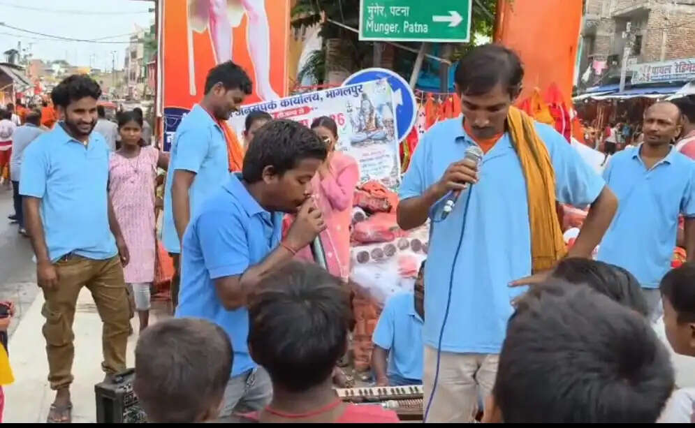 सतत् जीविकोपार्जन एवं वृद्धजन पेंशन योजना का किया जा रहा प्रचार-प्रसार