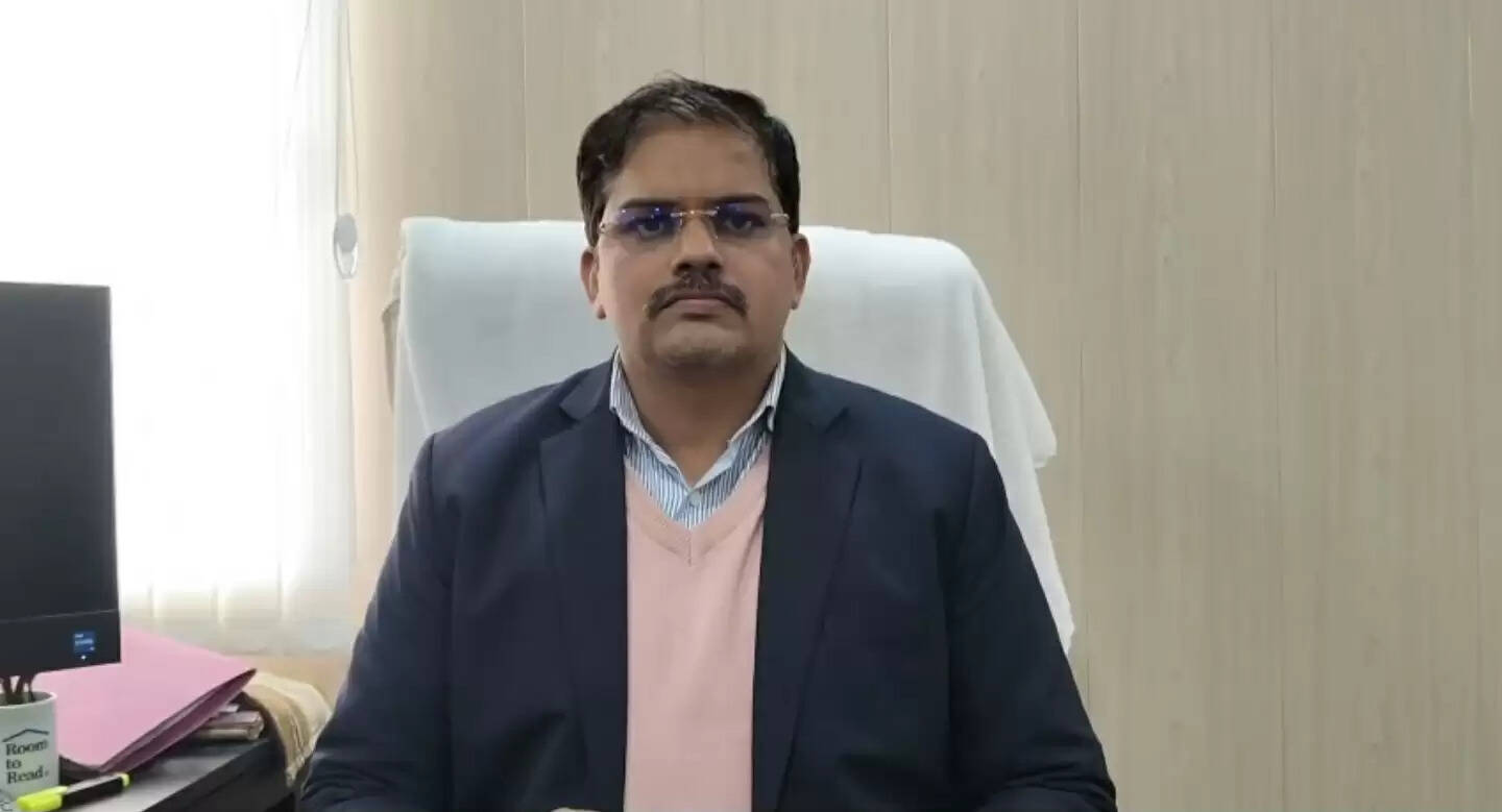 अमेठी के कस्तूरबा गांधी विद्यालय में छात्राओं के उत्पीड़न की जांच अधर में, बीएसए काे नहीं मिली जांच रिपाेर्ट