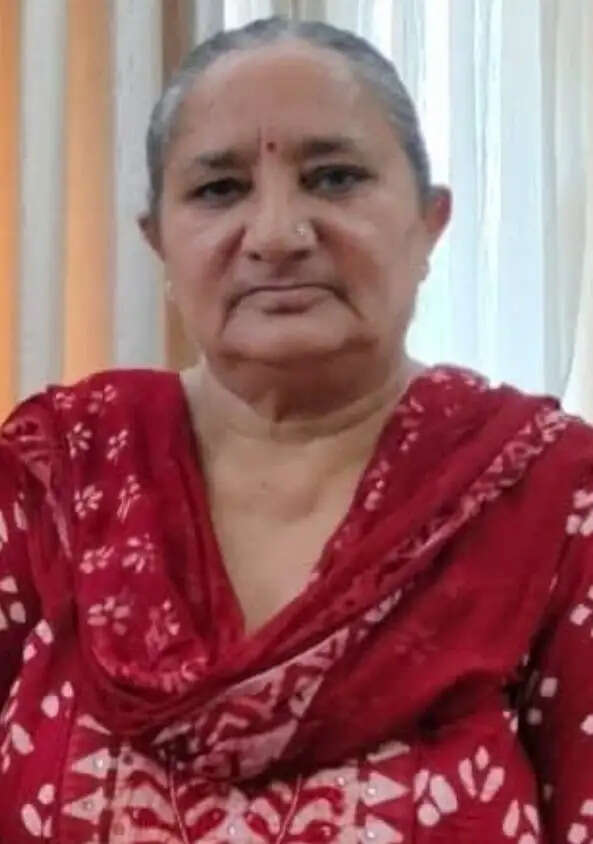 स्व. प्रो. सिम्मी अग्निहोत्री के खिलाफ टिप्पणी दुर्भाग्यपूर्ण : सुलिंदर पाल कौर