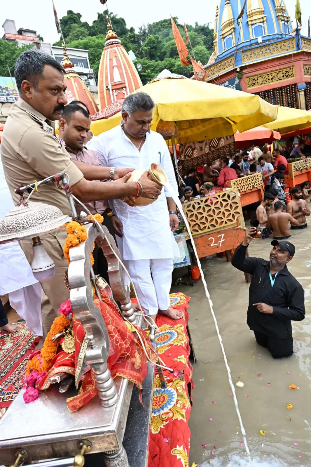 पांच करोड़ से ज्यादा कांवड़ियों की सकुशल रवानी