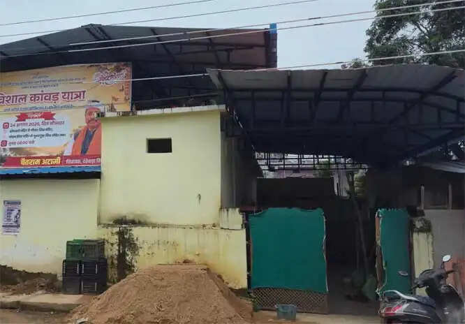 दतेवाड़ा विधायक चैतराम अटामी के गीदम आवास की कटी बिजली
