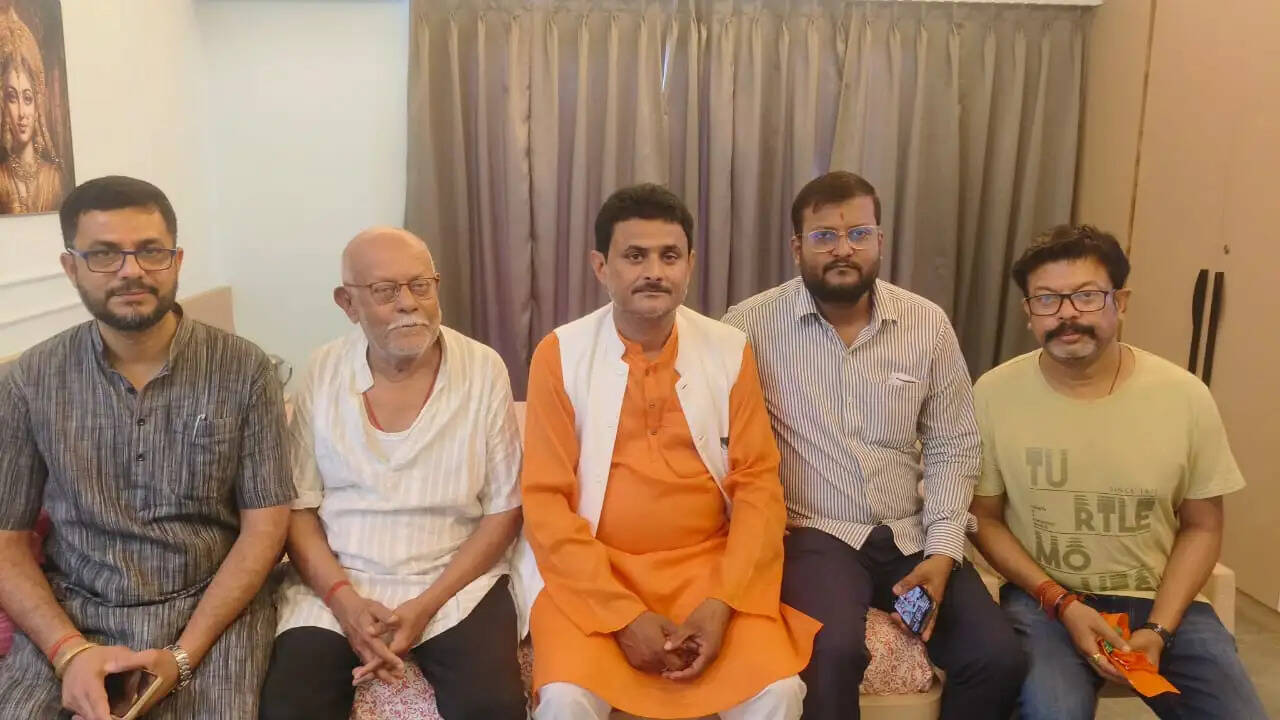 भाजपा ने गैर राजनीतिक परिवारों को पार्टी की सदस्यता दिलाई