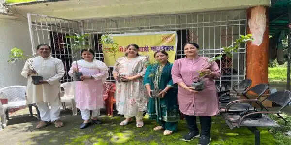 वनवासी फाउंडेशन ने चलाया पौधारोपण अभियान