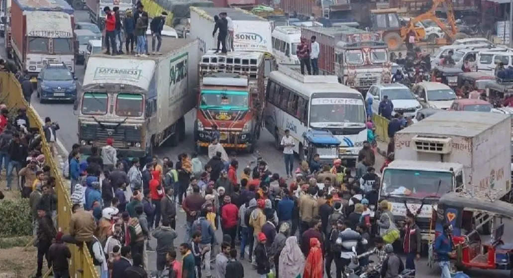 ट्रांसपोर्ट कांग्रेस को मिला गृह मंत्रालय से आश्वासन, ट्रक चालकों की हड़ताल होगी खत्म