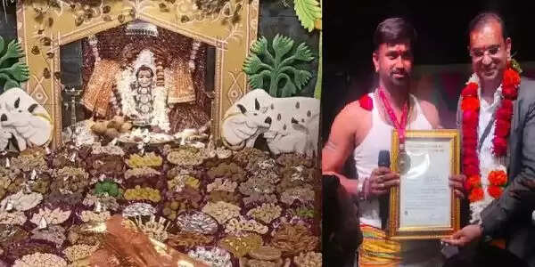 उज्जैनः माता संतोषी को लगा बिना खटाई के 173 व्यंजनों का महाभोग, गोल्डन बुक ऑफ रिकॉर्ड में हुआ दर्ज