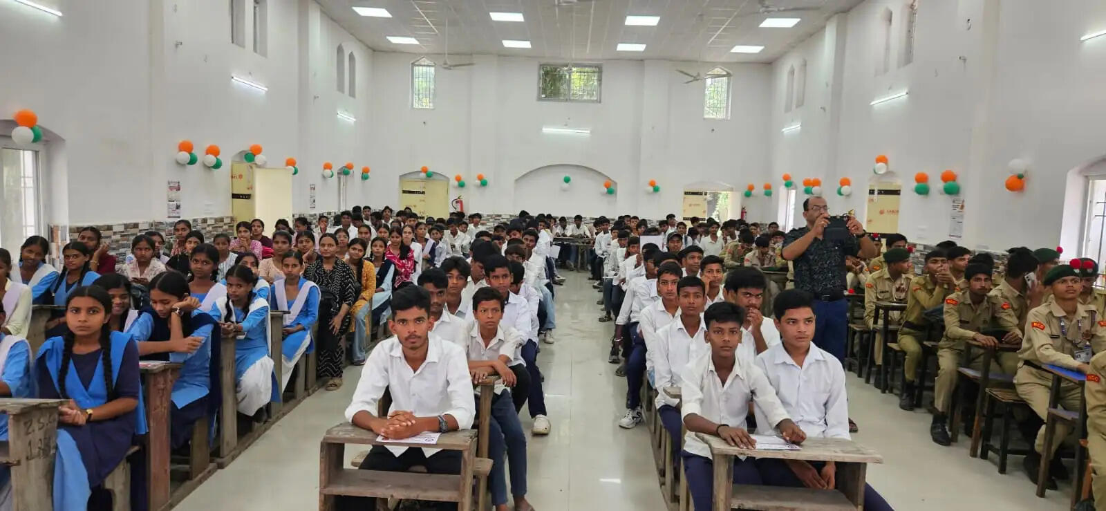 सारण के जिला स्कूल में साइबर स्मार्ट मंगलवार कार्यक्रम का हुआ आयोजन