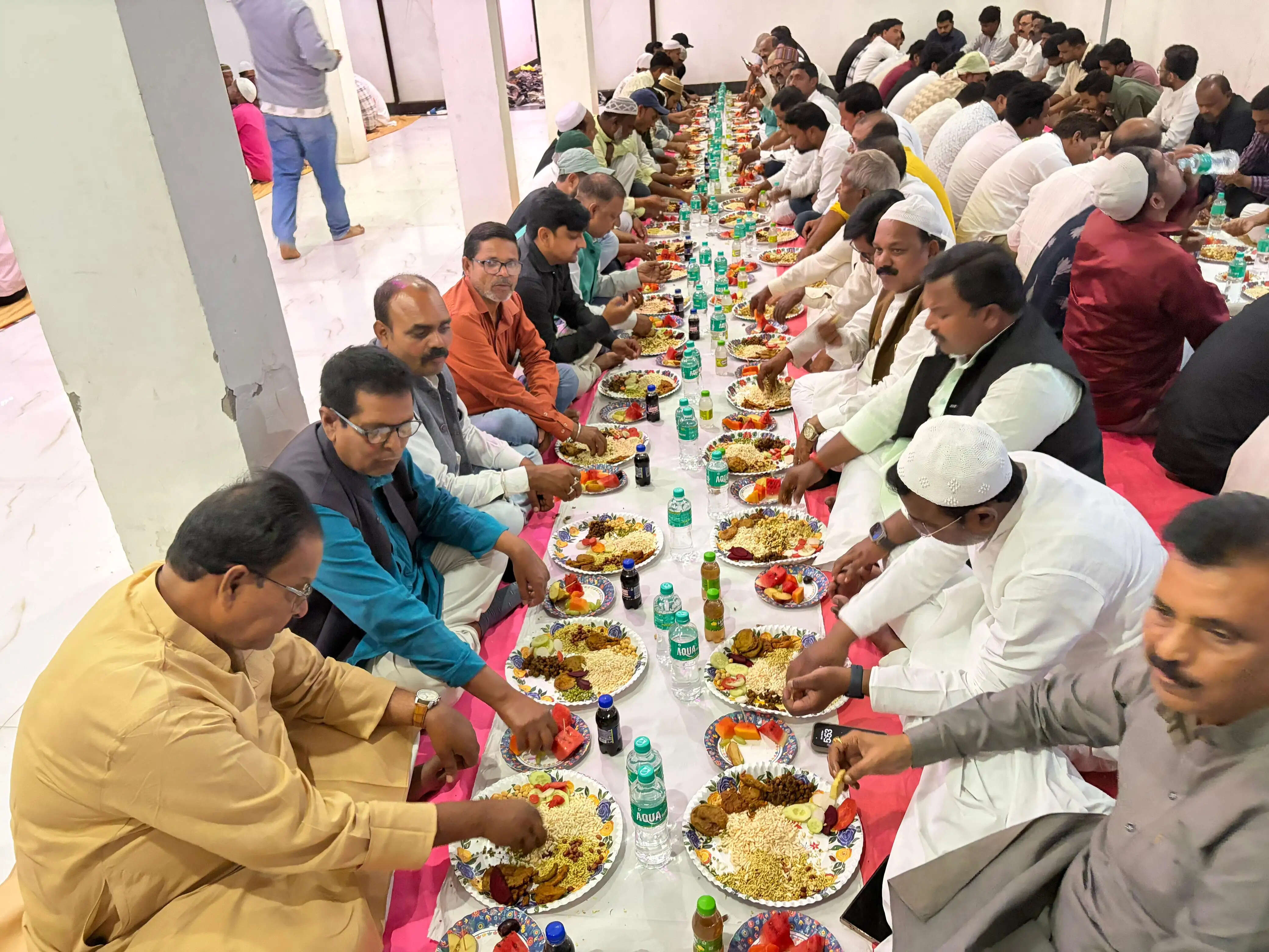 राजद व्यवसायिक प्रकोष्ठ की ओर से दावते इफ्तार का किया गया आयोजन