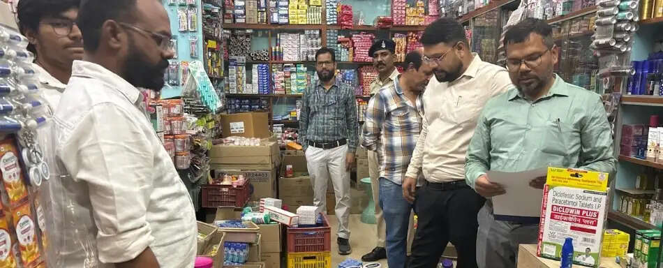 एक्सपायरी सामान ढूंढने निकला&nbsp;खाद्य एवं औषधि विभाग