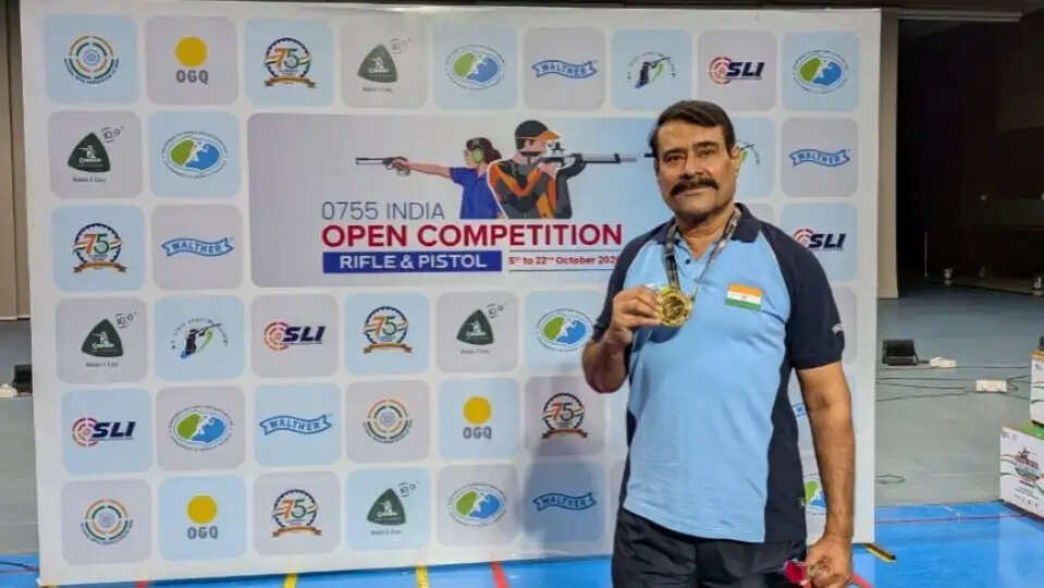 भोपाल में बीकानेर के रवि व्यास पारीक ने जीता स्वर्ण पदक, निशानेबाजी में बढ़ाया शहर का गौरव