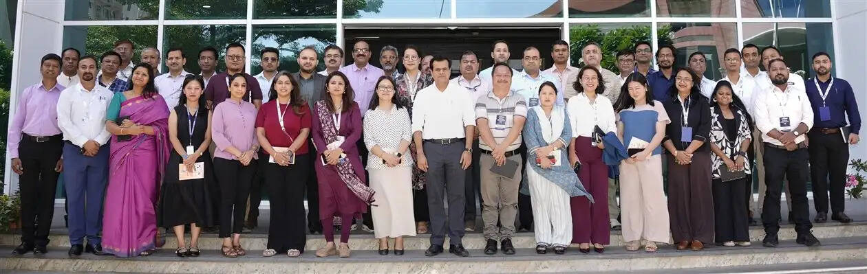 राजस्थान की डिजिटल व्यवस्थाओं का अध्ययन करने पहुंचे पूर्वोत्तर के आठ राज्यों के अधिकारियाें ने ली तकनीकी व्यवस्थाओं की जानकारी
