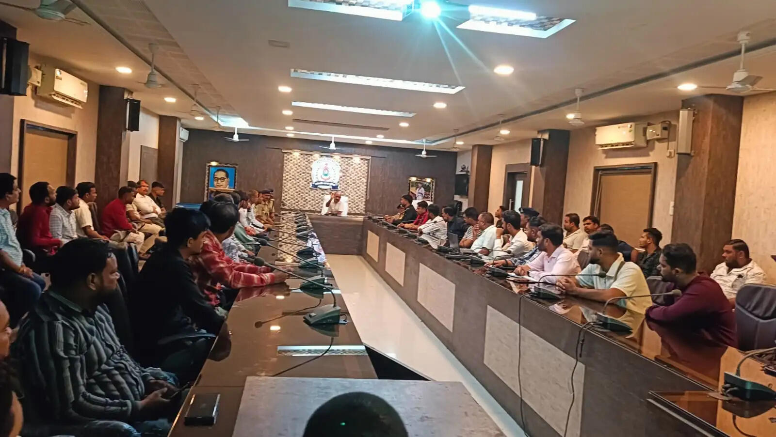 होटल और लॉज संचालकों के लिए एसपी की चेतावनी, संदिग्ध गतिविधि छिपाई तो होगी कार्रवाई