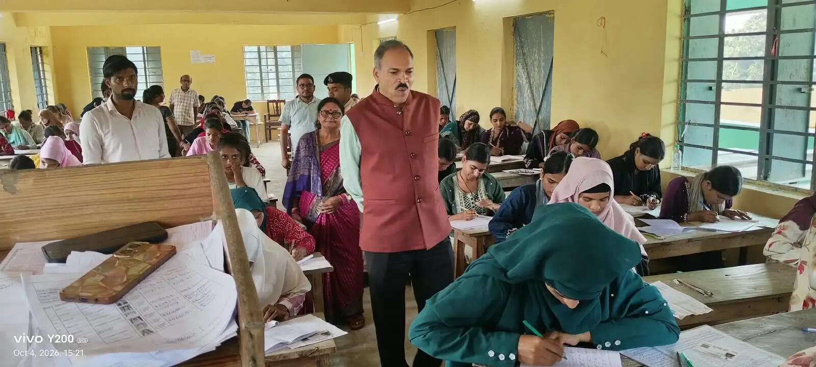 कुलपति ने किया परीक्षा केंद्र का औचक निरीक्षण, कदाचार मुक्त परीक्षा पर जताई संतुष्टि