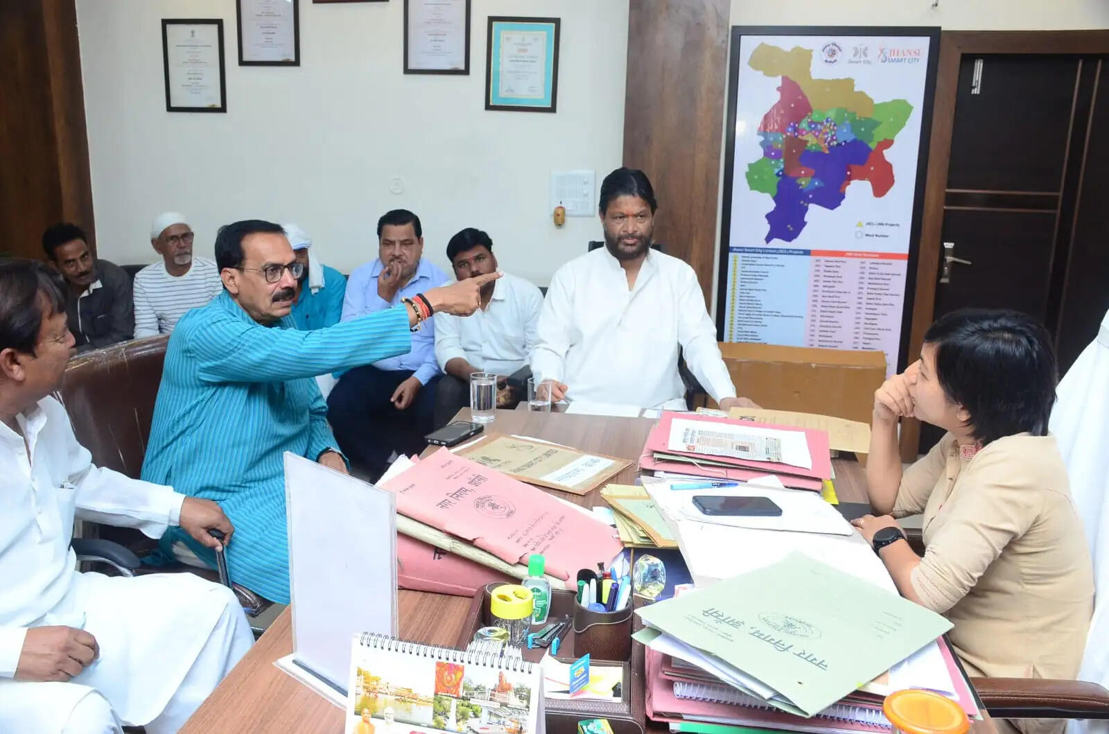 स्मार्ट सिटी : नामांतरण से लेकर पार्किंग व्यवस्था तक उठे कई सवाल, मिला आश्वासन