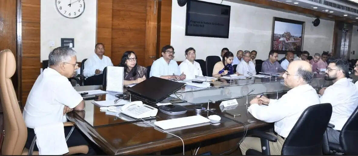 दिल्ली-एनसीआर क्षेत्र में वायु प्रदूषण नियंत्रण के लिए प्रभावी कार्रवाई सुनिश्चित करें : मुख्य सचिव
