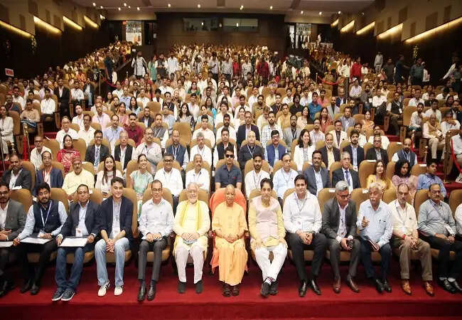 यूपी की आबादी चुनौती नहीं, बड़ी संभावना : मुख्यमंत्री