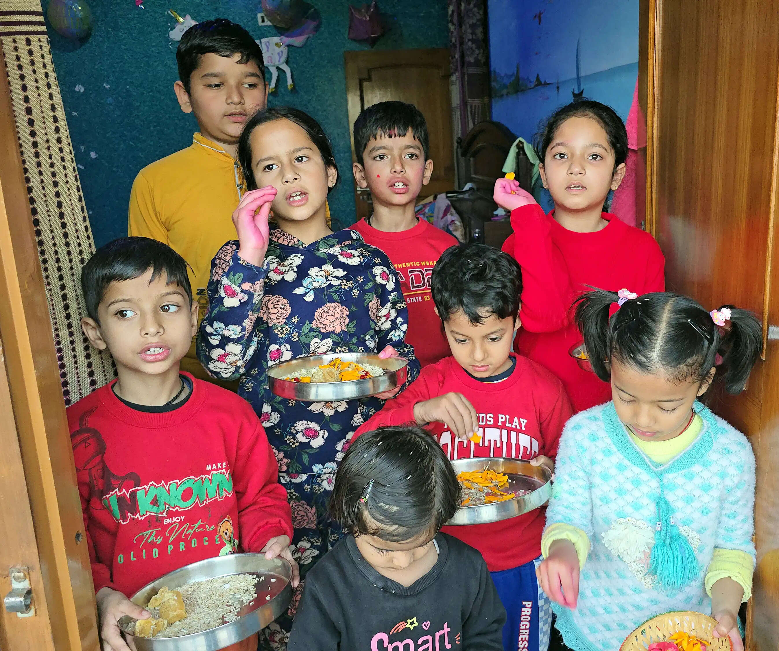 नैनीताल में धूमधाम से मनाया गया फूलदेई का लोकपर्व