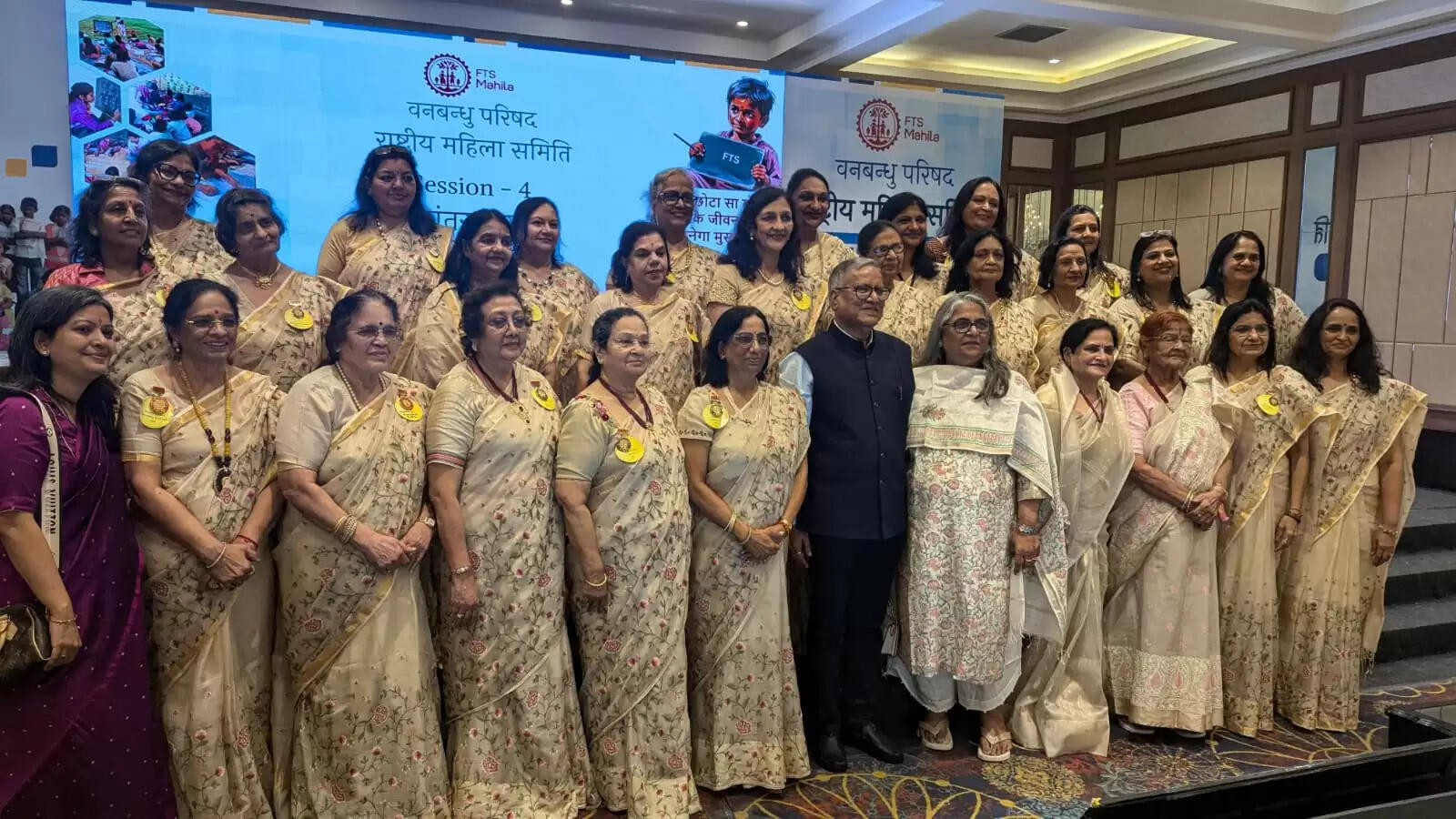 छुआछूत की भावना को दूर कर देश बनेगा समृद्ध और सशक्त : नीरज हिरोड़िया