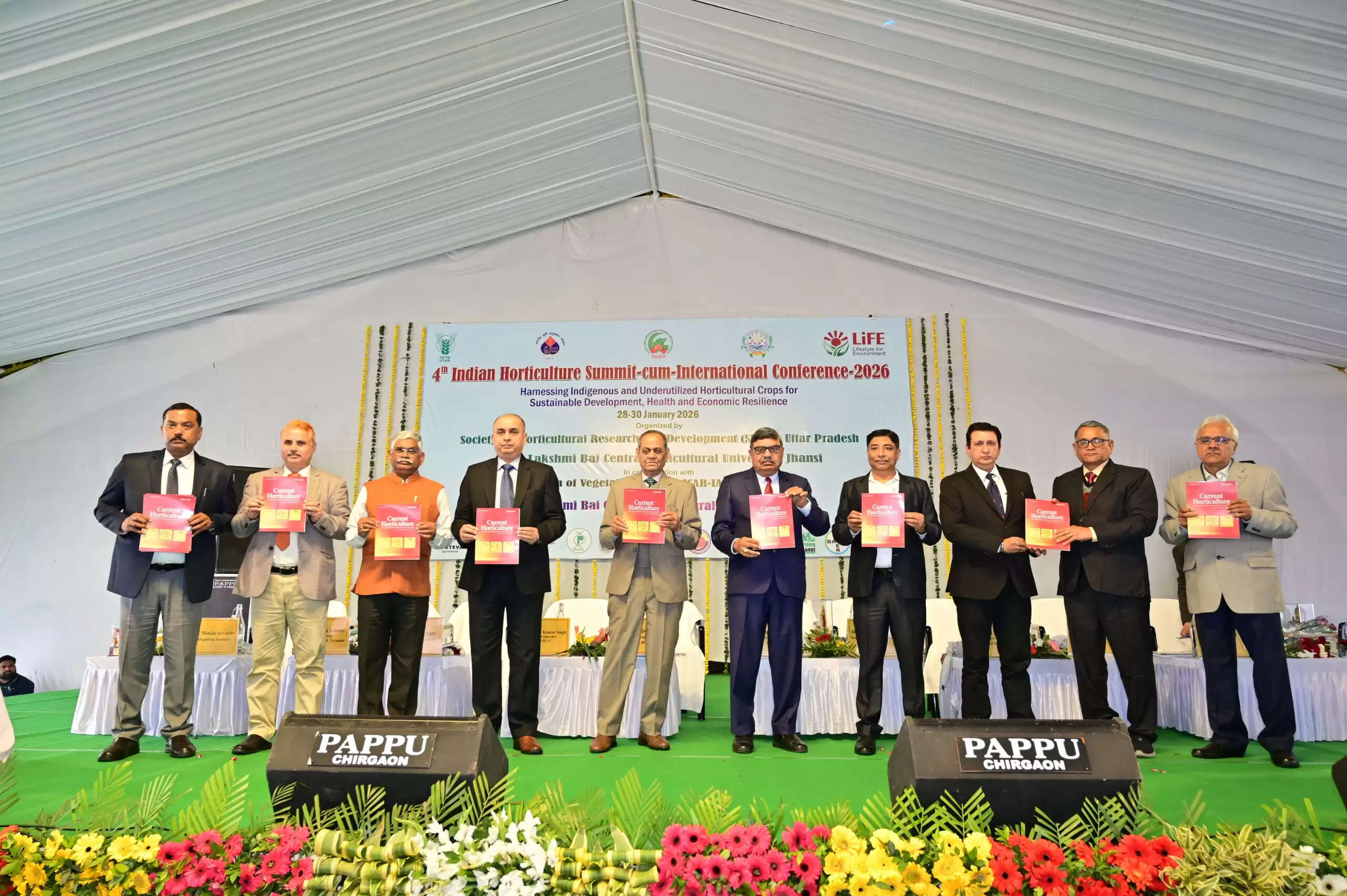 सब्जी एवं स्वदेशी फसलें किसानों की आय बढ़ाने का सशक्त माध्यम : कुलाधिपति