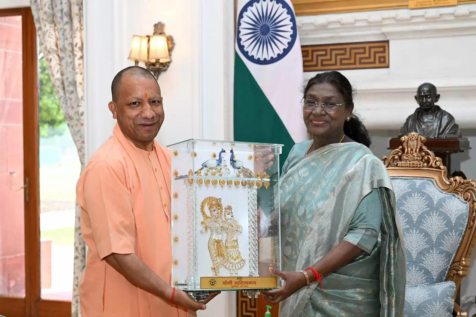 योगी आदित्यनाथ ने की राष्ट्रपति द्रौपदी मुर्मु, प्रधानमंत्री नरेन्द्र मोदी से मुलाकात