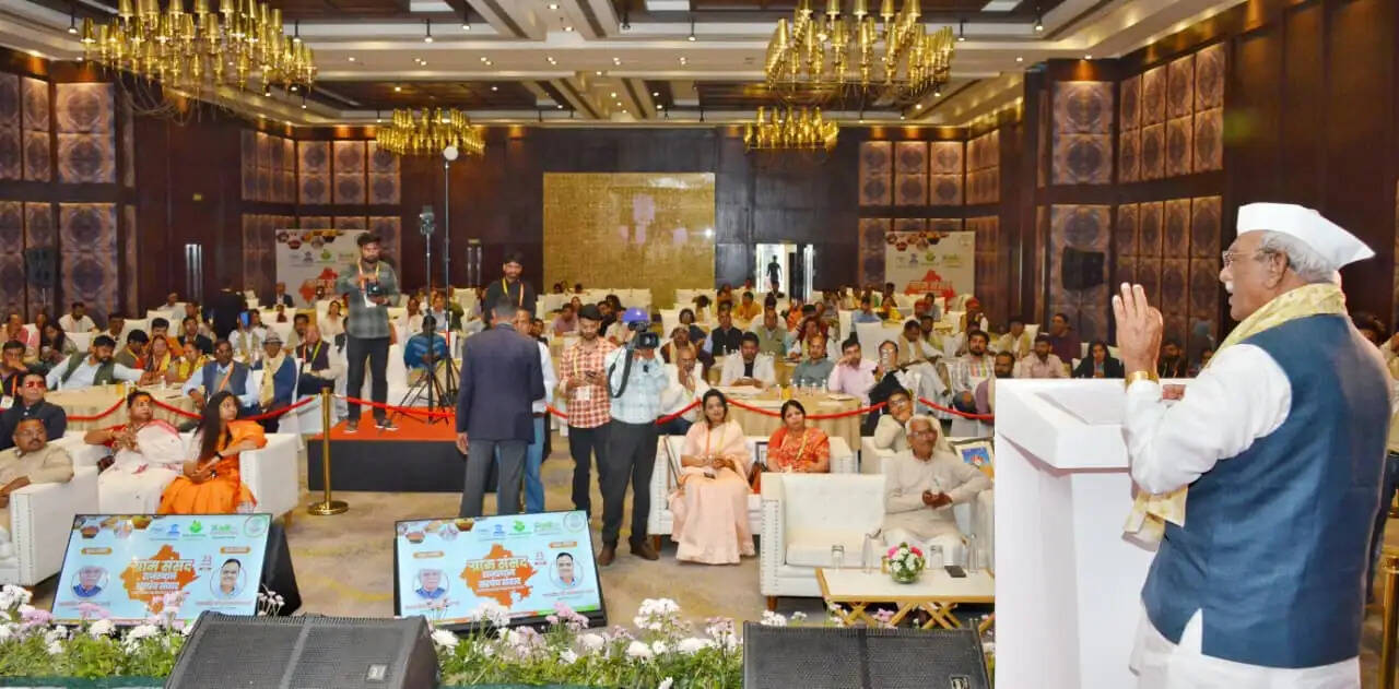 सुनियोजित योजना बनाकर हो गांवों का विकास: राज्यपाल