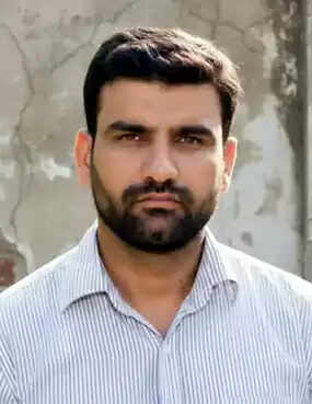 फरीदाबाद : जमीन के पैसे न मिलने से परेशान युवक ने फांसी लगाकर दी जान