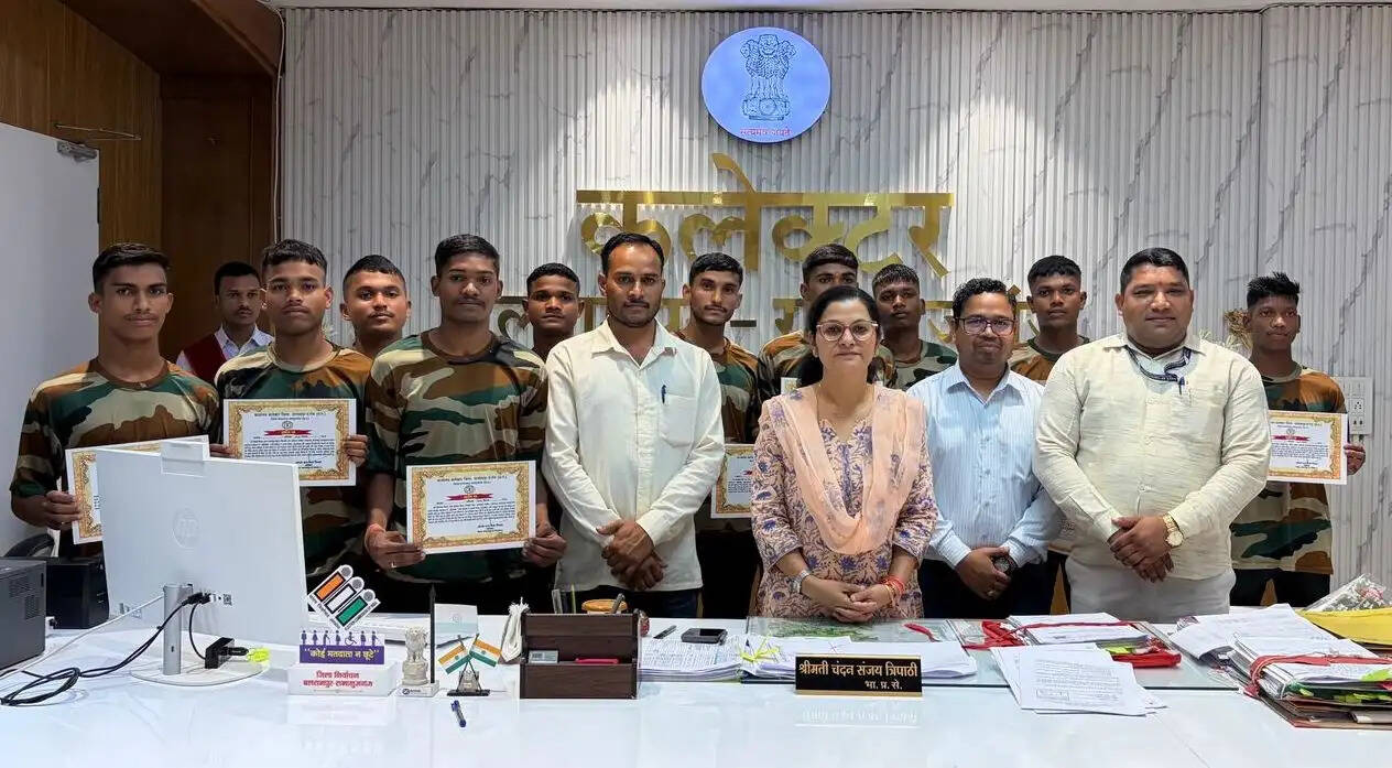 बलरामपुर : शंकरगढ़ के 11 युवाओं का अग्निवीर में चयन, जिले को मिला पहला पैरा कमांडो