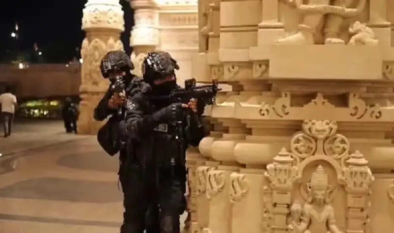 महाकाल मंदिर में एनएसजी की मॉक ड्रिल, ब्लैक कैट कमांडो ने संभाला मोर्चा