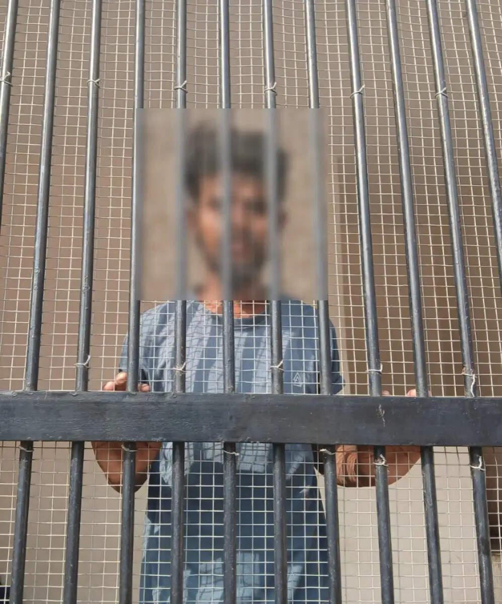 कलेक्ट्रेट से एसी एग्जास्ट चोरी करने वाला आरोपी गिरफ्तार