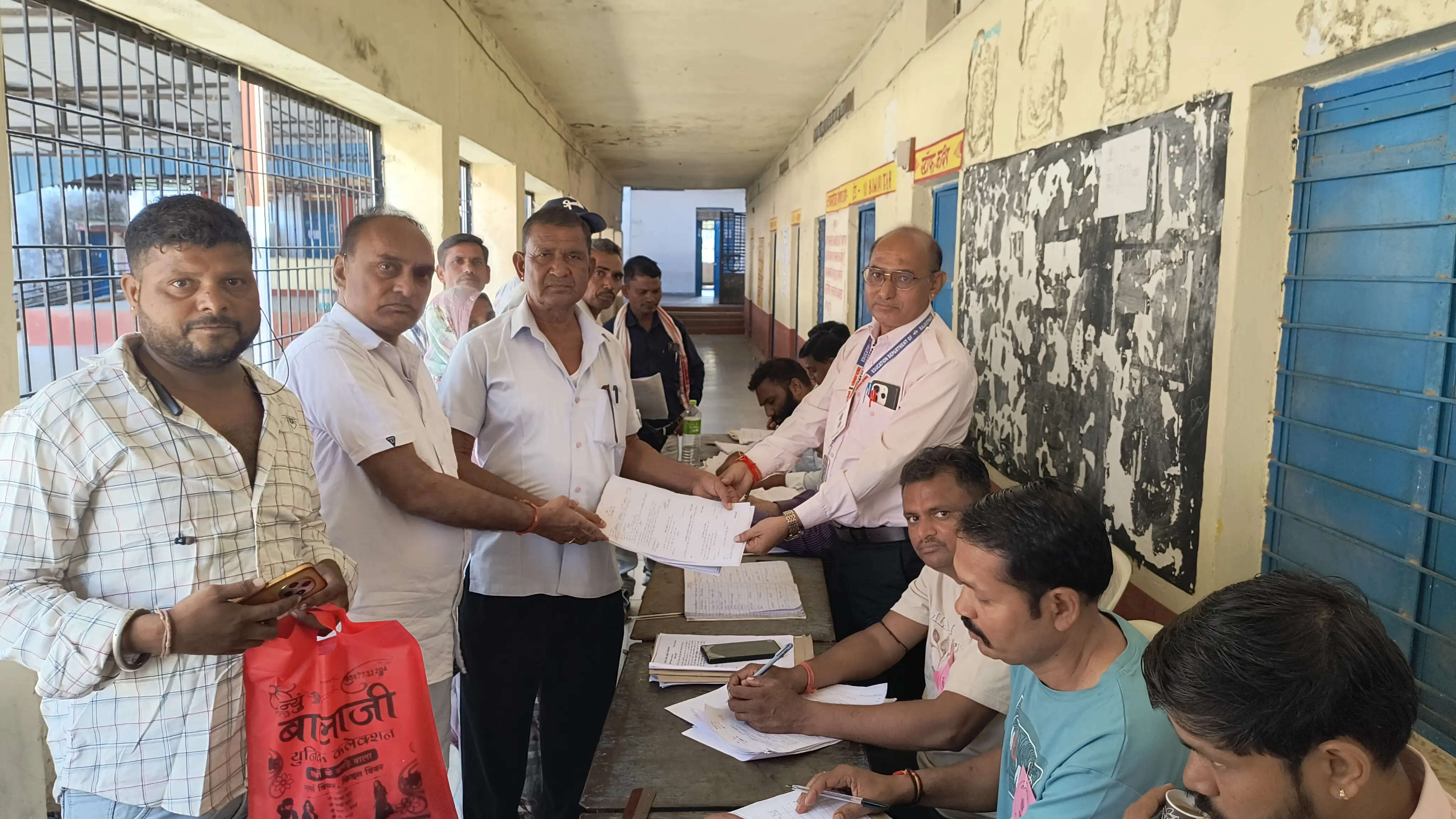 डूंगरपुर में पहले चरण का मतदान आज, 5.21 लाख मतदाता चुनेंगे गांवों की सरकार