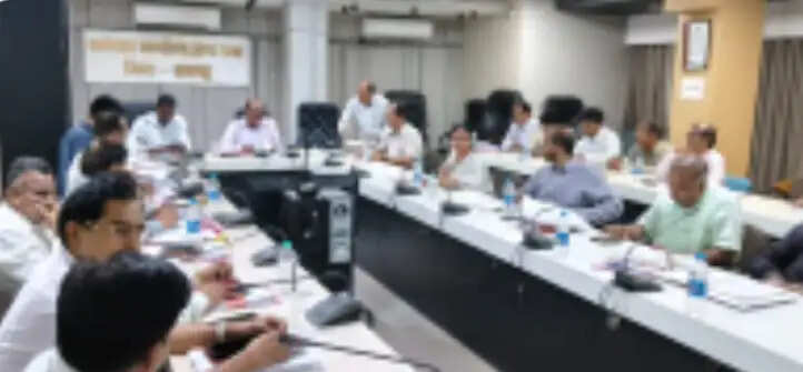 राजगढ़ः समय-सीमा बैठक में की गई शिकायतों की विस्तृत समीक्षा