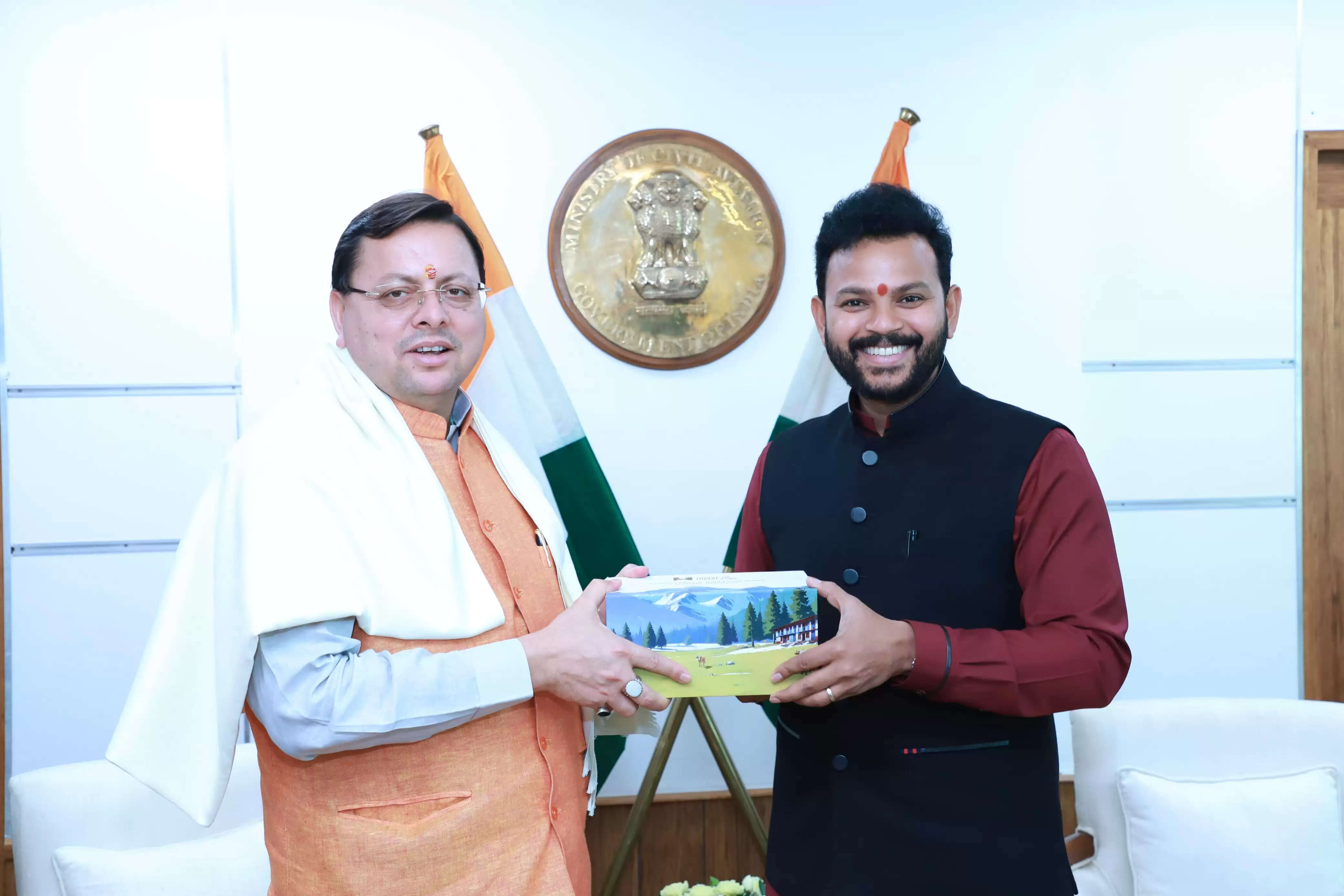 मुख्यमंत्री धामी ने केंद्रीय नागरिक उड्डयन मंत्री से नई दिल्ली में की मुलाकात