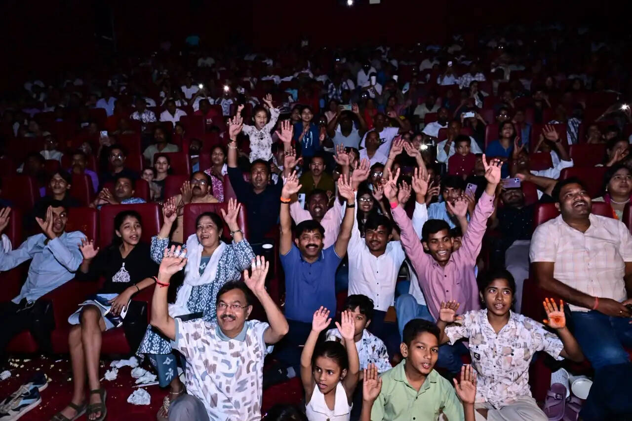 हनुमान अंश’ को फिल्म नहीं, कथा के रूप में देख रहे दर्शक : नन्द गोपाल गुप्ता नन्दी